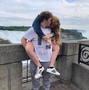 Meet your Posher, Coralie